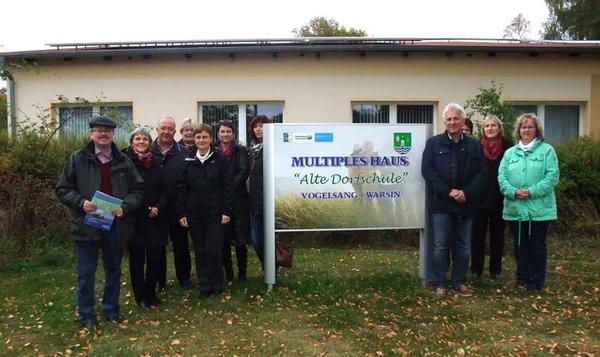 LAG &raquo;S&uuml;dWestMecklenburg&laquo; besichtigte &raquo;Multiple H&auml;user&laquo; im &raquo;Riether Winkel&laquo; am Stettiner Haff.