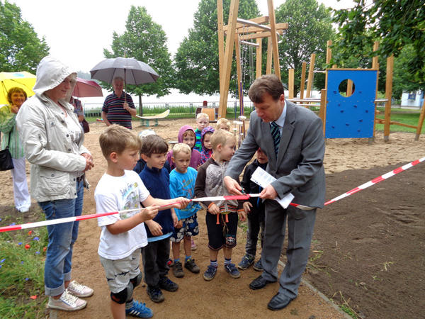Er&ouml;ffnung des Generationenspielplatzes in L&ouml;cknitz
