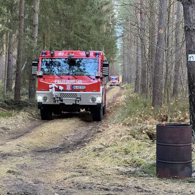 Waldbrand&uuml;bung: Zusammenarbeit von Feuerwehr und Forst f&uuml;r die Waldbrandsaison 2026 gest&auml;rkt_Foto 3