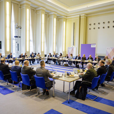 Elisabeth Kaiser (SPD), Beauftragte der Bundesregierung fuer Ostdeutschland, trifft Landraetinnen und Landraete aus Ostdeutschland. Berlin, 20.03.2026. Fotografiert im Auftrag des Bundesministerium der Finanzen
