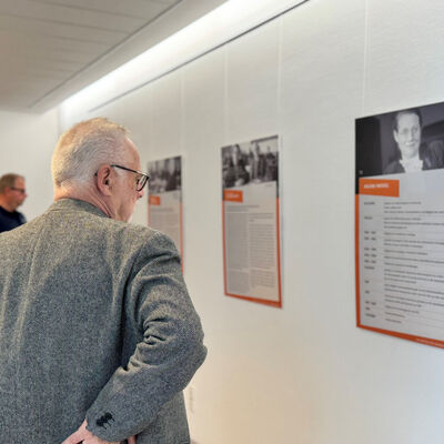 77 Jahre Grundgesetz Landkreis erinnert an die M&uuml;tter des Grundgesetzes_Foto 1