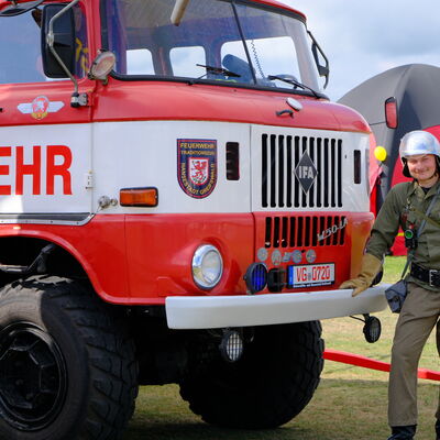 Erfolgreicher Blaulichttag auf dem Flugplatz Anklam_Foto 1