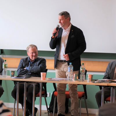 Erste Seniorenkonferenz des Landkreises bringt Seniorenbeir&auml;te zusammen_Foto 3