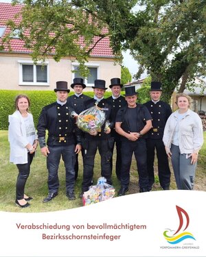 Landkreis verabschiedet langj&auml;hrigen Bezirksschornsteinfeger im Bezirk VG-15