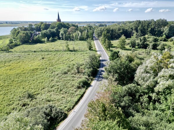 Feierliche Einweihung des zweiten Bauabschnittes der Kreisstra&szlig;e VG 1_Gristow - Luftaufnahme der VG 1