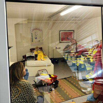 Praxistage im Rettungsdienst: Wissen vertiefen, Handlungssicherheit st&auml;rken_ Foto 1 