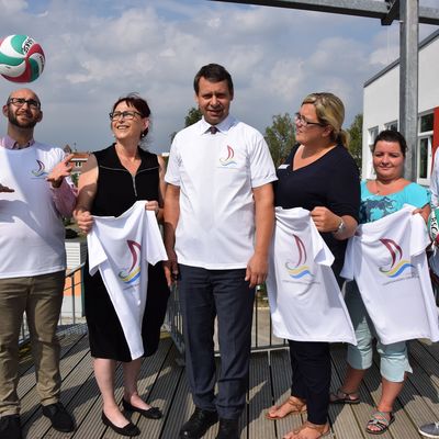 v.l.n.r. Patrick Bull, Susanne Sacher, Landrat Michael Sack, Marika Fiedelmann, Antje Krause, Danny Rodewald