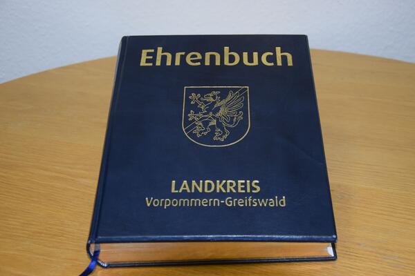 Ehrenbuch