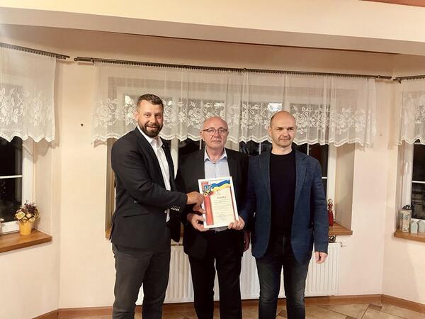 v.l. Landrat Michael Sack, Landrat Bogdan Wankiewicz, B&uuml;rgermeister Mykhailo Netiazhuk