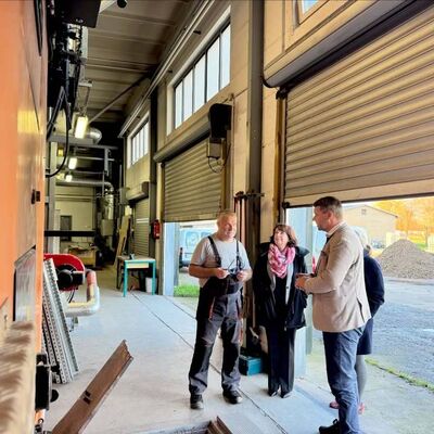 Besuch im Heizkraftwerk des Eigenbetriebs Wohnungswirtschaft Eggesin_&Auml;mterbereisung im Amt Am Stettiner Haff: Landrad Michael Sack unterwegs in Eggesin